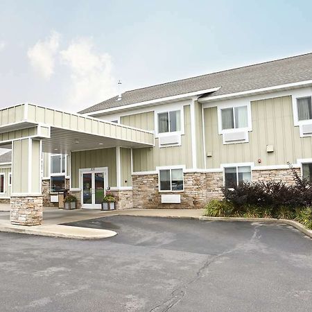Grandstay Hotel & Suites Perham Exterior foto